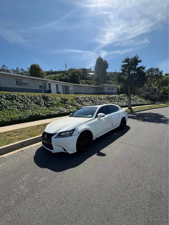 2015 Lexus GS 4th Gen - Image 3 of 10
