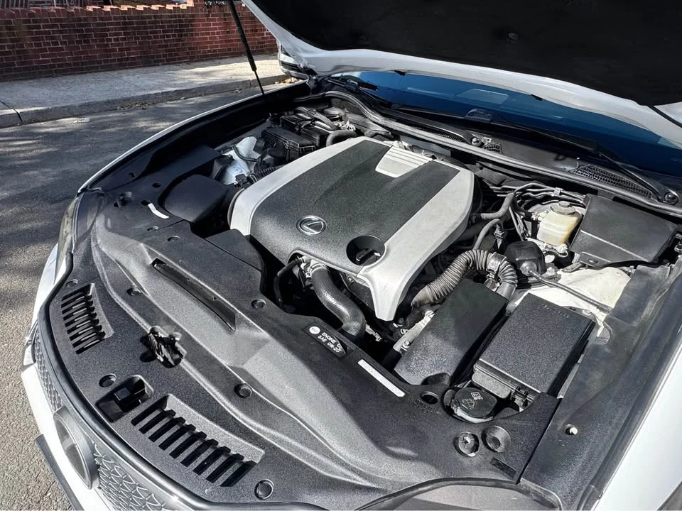 2015 Lexus GS 4th Gen - Image 11 of 12