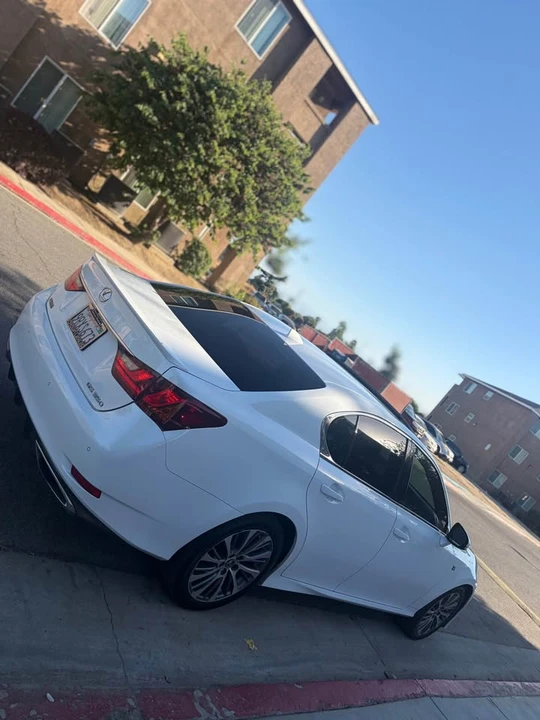 2015 Lexus GS 4th Gen - Image 4 of 7