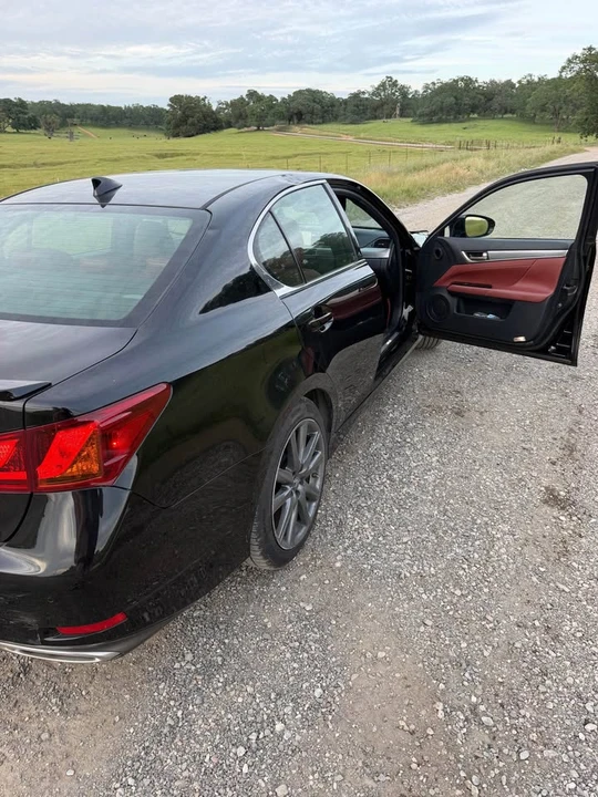 2015 Lexus GS 4th Gen - Image 15 of 19