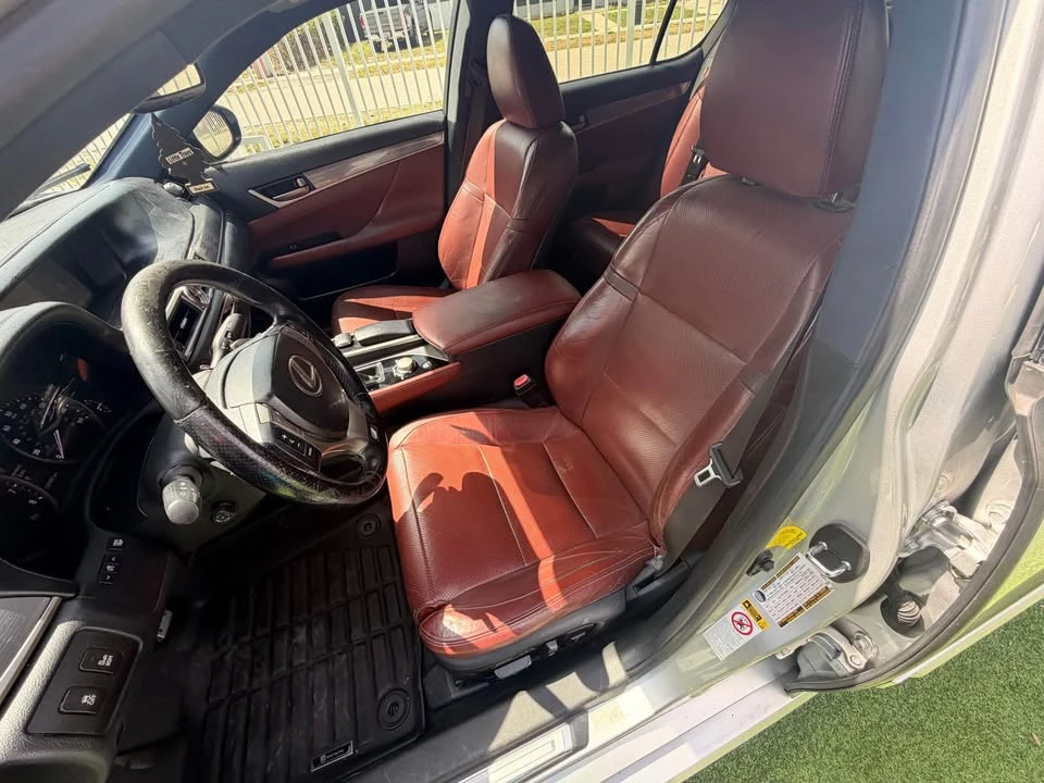 2015 Lexus GS 4th Gen - Image 13 of 14