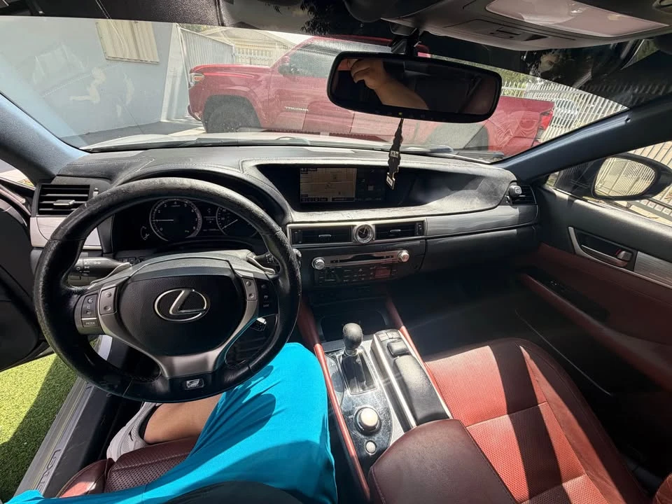 2015 Lexus GS 4th Gen - Image 12 of 14