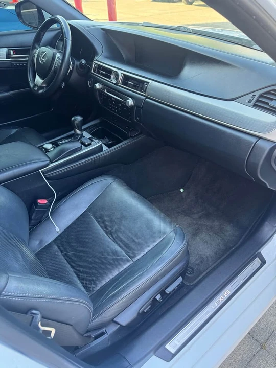 2015 Lexus GS 4th Gen - Image 10 of 11