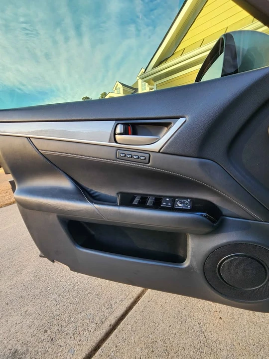 2015 Lexus GS 4th Gen - Image 10 of 18