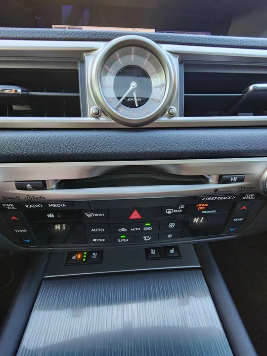 2015 Lexus GS 4th Gen - Image 12 of 18
