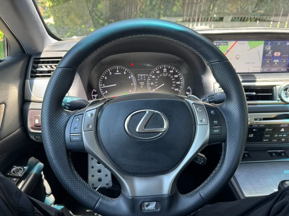 2015 Lexus GS 4th Gen - Image 12 of 16
