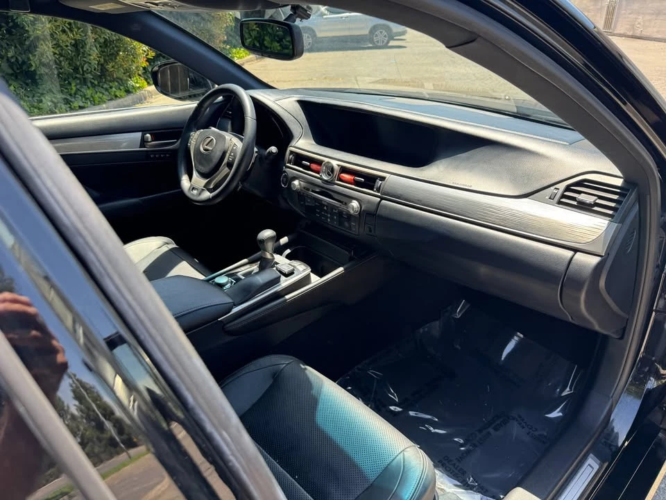 2015 Lexus GS 4th Gen - Image 10 of 16