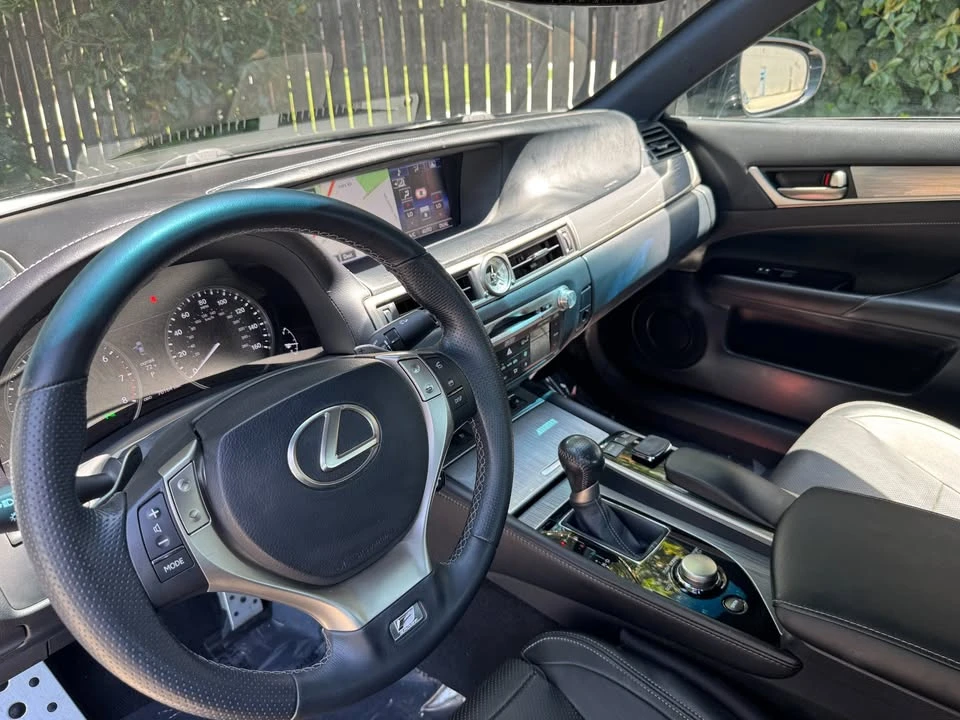 2015 Lexus GS 4th Gen - Image 14 of 16