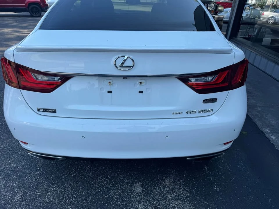 2015 Lexus GS 4th Gen - Image 4 of 9
