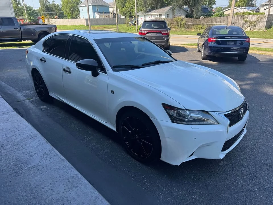 2015 Lexus GS 4th Gen - Image 3 of 9