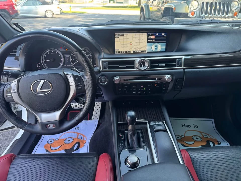 2015 Lexus GS 4th Gen - Image 8 of 9