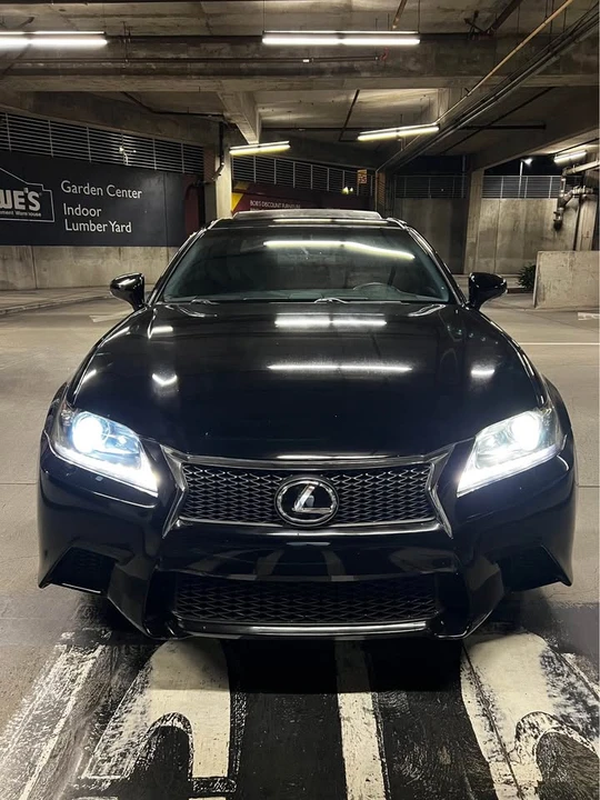 2015 Lexus GS 4th Gen - Image 2 of 17