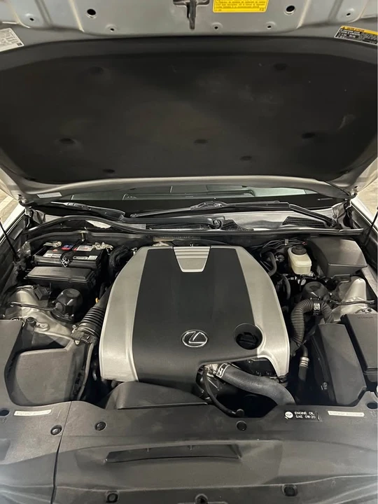2015 Lexus GS 4th Gen - Image 18 of 18