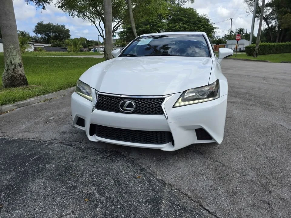 2015 Lexus GS 4th Gen - Image 2 of 16