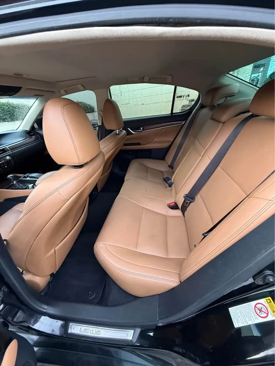 2015 Lexus GS 4th Gen - Image 9 of 10