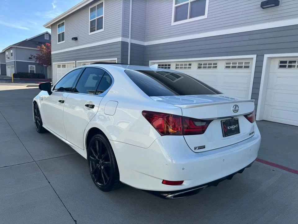 2015 Lexus GS 4th Gen - Image 2 of 17
