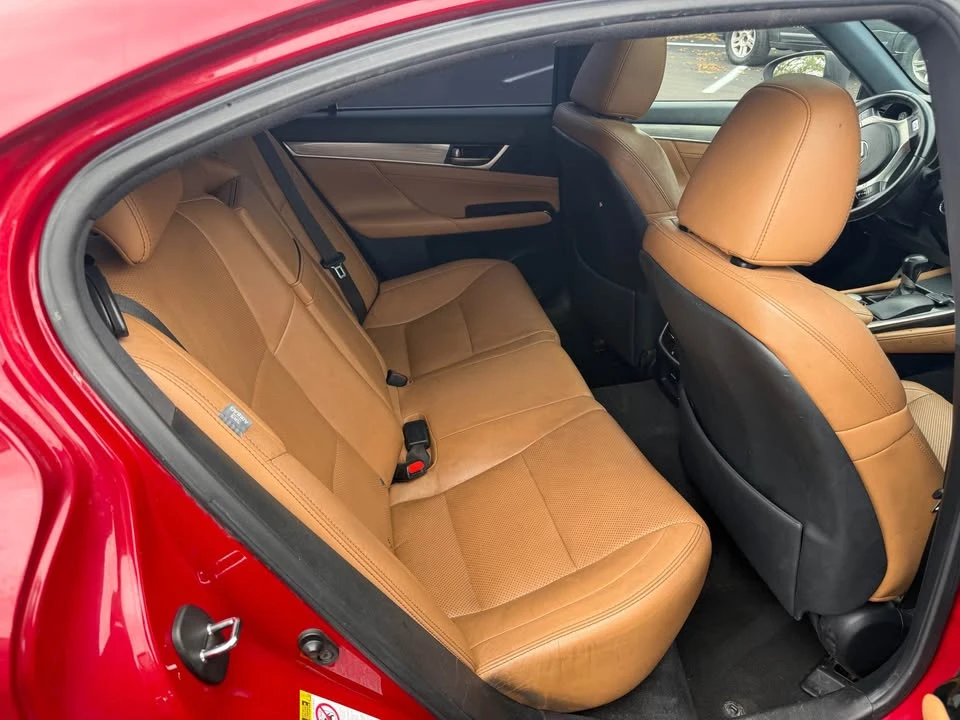 2015 Lexus GS 4th Gen - Image 12 of 17