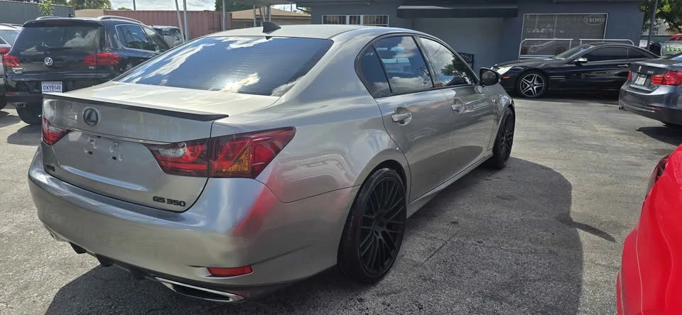 2015 Lexus GS F 4th Gen - Image 5 of 15