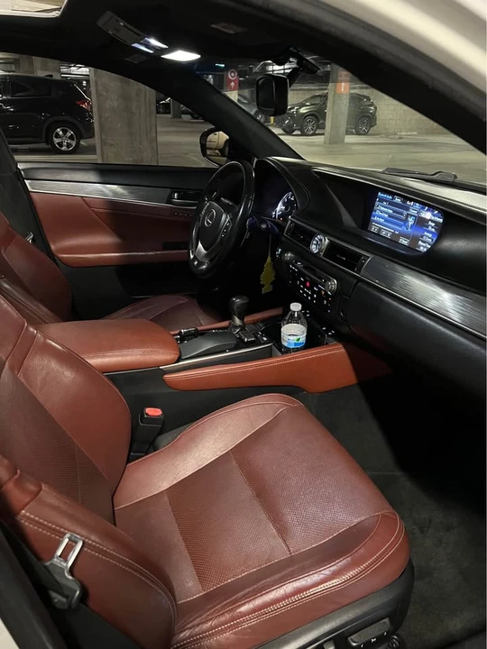 2015 Lexus GS 4th Gen - Image 16 of 20