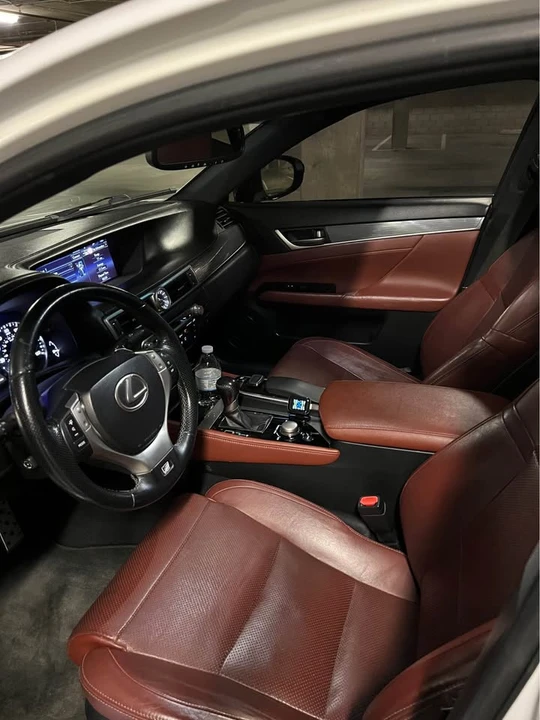 2015 Lexus GS 4th Gen - Image 18 of 20
