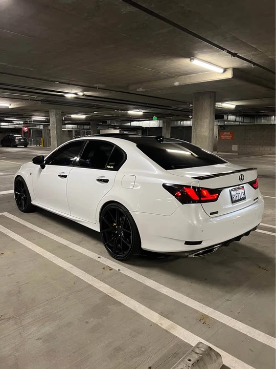 2015 Lexus GS 4th Gen - Image 10 of 20