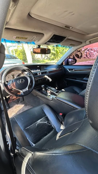 2015 Lexus GS 4th Gen - Image 9 of 11