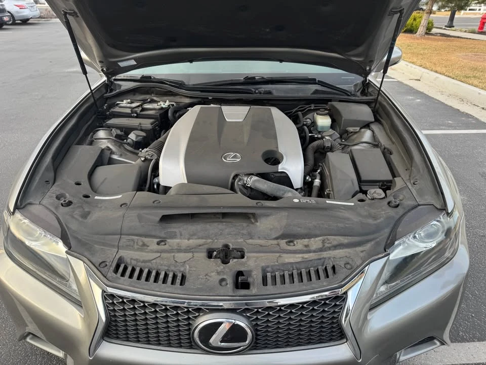 2015 Lexus GS 4th Gen - Image 10 of 19