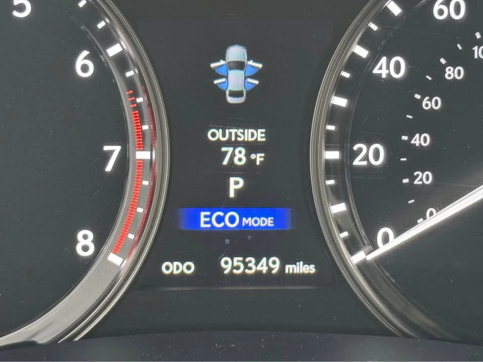 2015 Lexus GS 4th Gen - Image 16 of 19