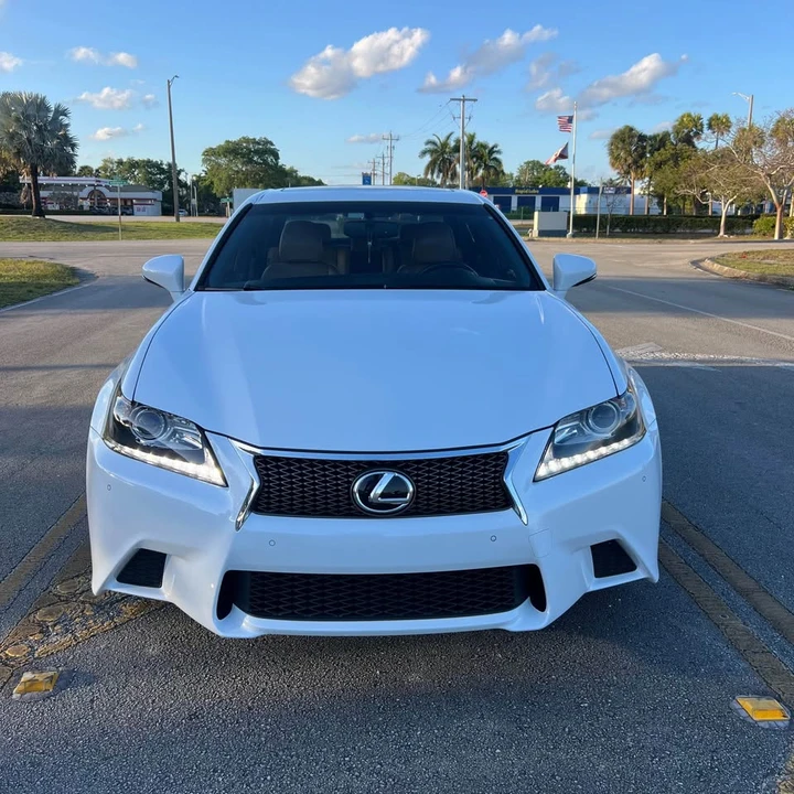 2015 Lexus GS 4th Gen - Image 2 of 10