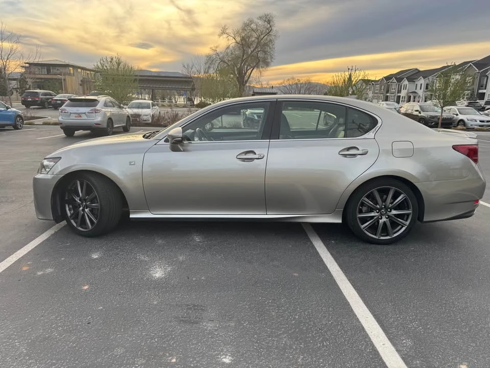 2015 Lexus GS 4th Gen - Image 8 of 19