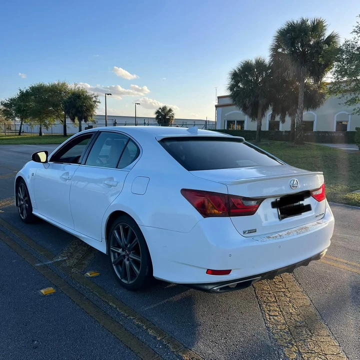 2015 Lexus GS 4th Gen - Image 4 of 10