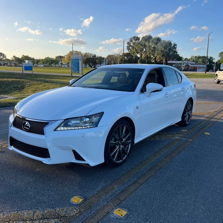 2015 Lexus GS 4th Gen - Image 3 of 10
