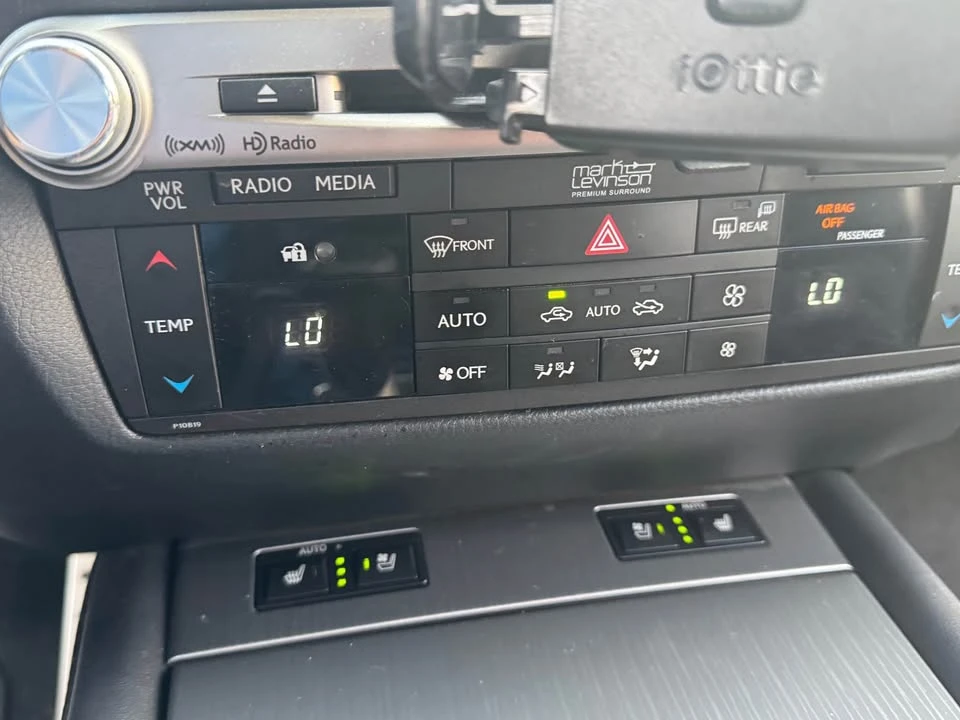 2015 Lexus GS 4th Gen - Image 18 of 19