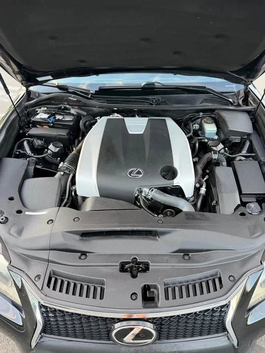 2015 Lexus GS 4th Gen - Image 16 of 20