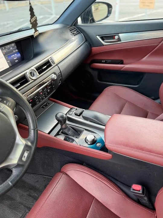 2015 Lexus GS 4th Gen - Image 10 of 20