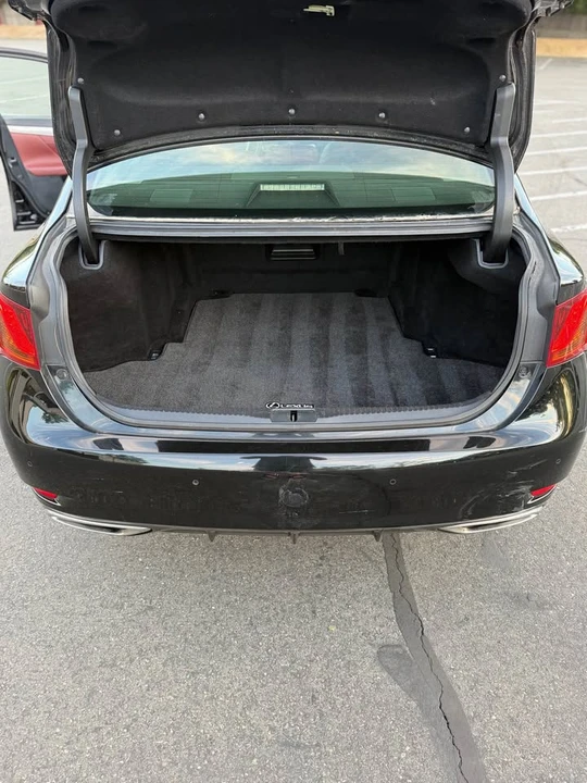 2015 Lexus GS 4th Gen - Image 14 of 20
