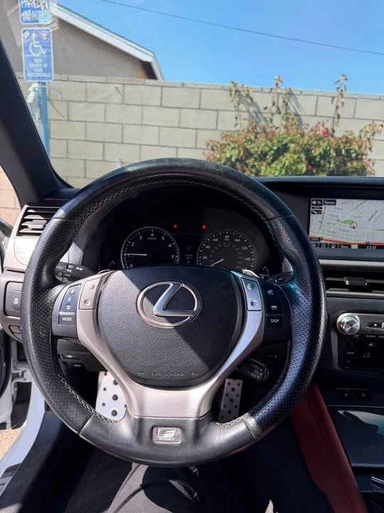 2015 Lexus GS 4th Gen - Image 11 of 14