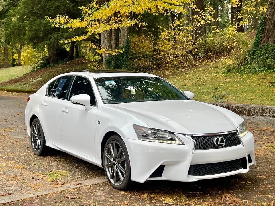 2015 Lexus GS 4th Gen - Image 3 of 17