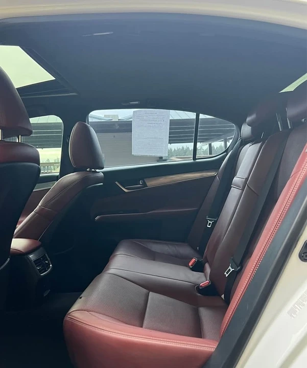 2015 Lexus GS 4th Gen - Image 15 of 17
