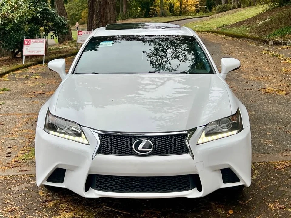 2015 Lexus GS 4th Gen - Image 2 of 17