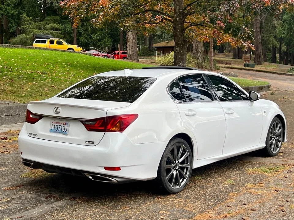 2015 Lexus GS 4th Gen - Image 4 of 17