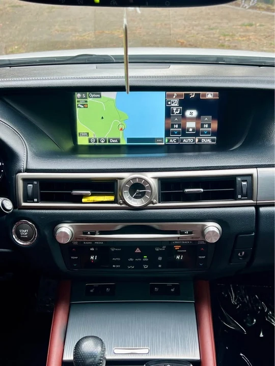 2015 Lexus GS 4th Gen - Image 11 of 17