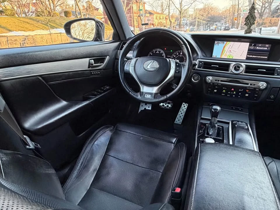 2015 Lexus GS 4th Gen - Image 12 of 19