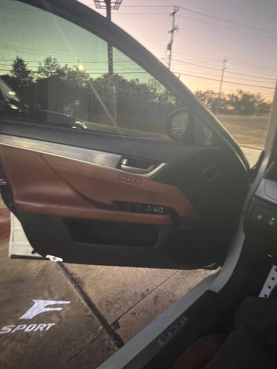 2015 Lexus GS 4th Gen - Image 2 of 4