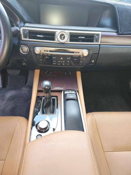 2015 Lexus GS 4th Gen - Image 11 of 14