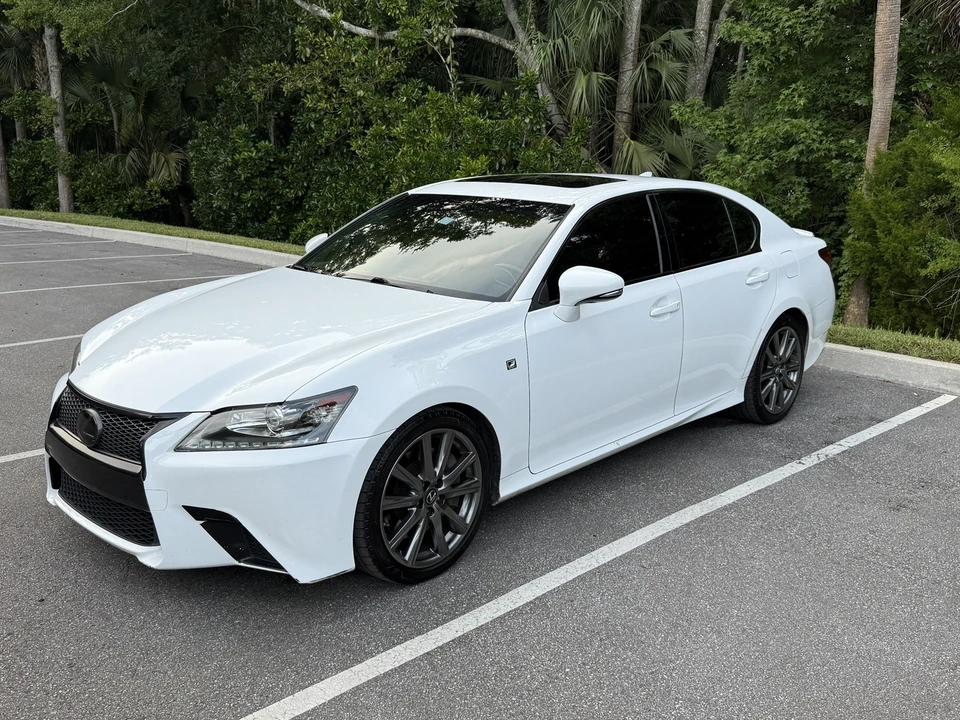 2015 Lexus GS 4th Gen - Image 20 of 31