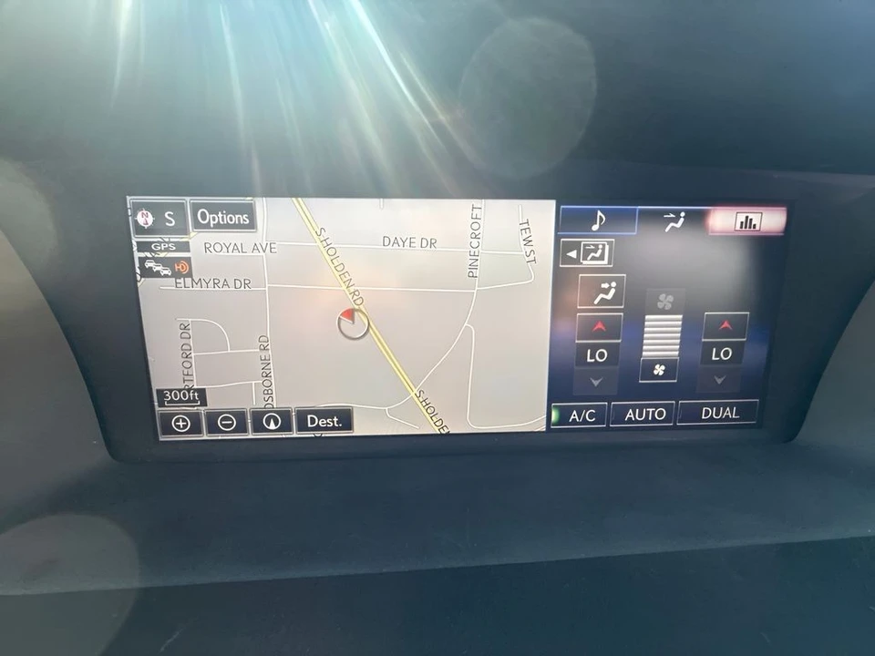 2015 Lexus GS 4th Gen - Image 12 of 23
