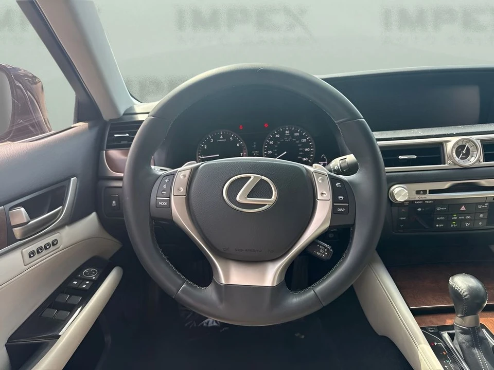 2015 Lexus GS 4th Gen - Image 9 of 23