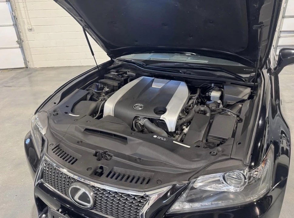 2015 Lexus GS 4th Gen - Image 14 of 14