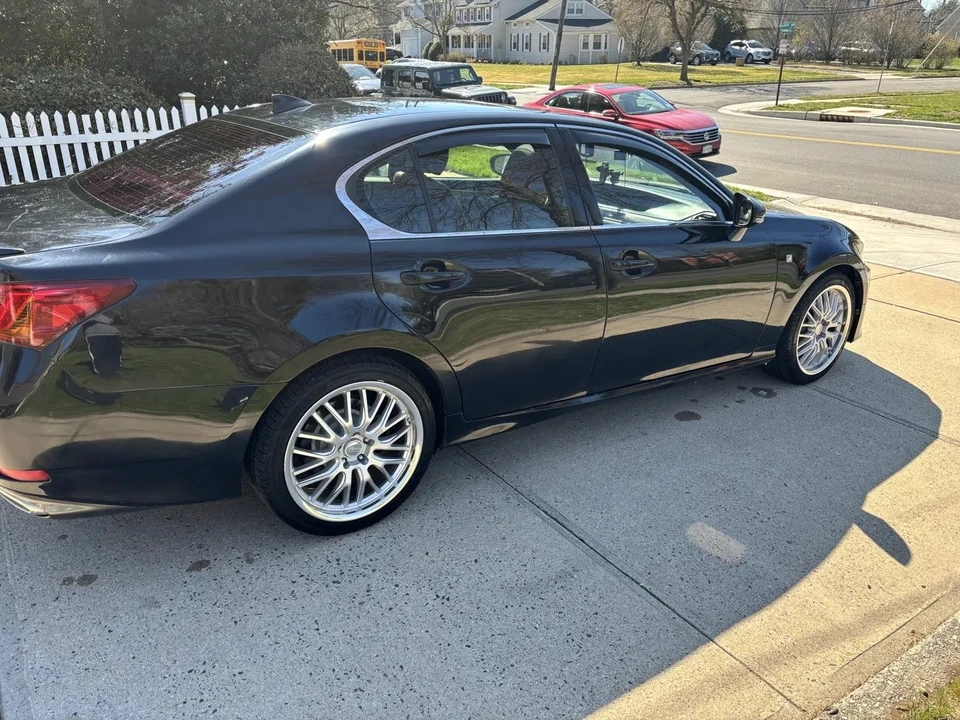 2015 Lexus GS 4th Gen - Image 12 of 16